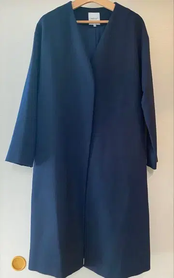 새상품급 인디비 네이비 코트