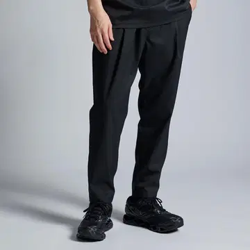 macqlo 원턱 테이퍼드 이지 팬츠