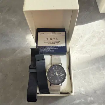 BERING 유니섹스 체인지스 메쉬&메쉬 손목시계