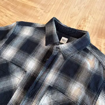 론 헤르만 블랙 앤 화이트 체크 플란넬 셔츠 M