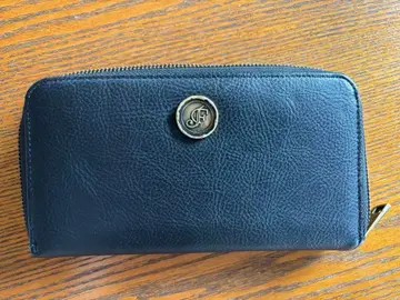 F 로고 블랙 장지갑