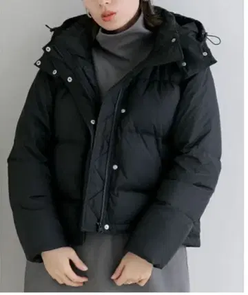 다운 숏 자켓 / 어반 리서치 써니 라벨