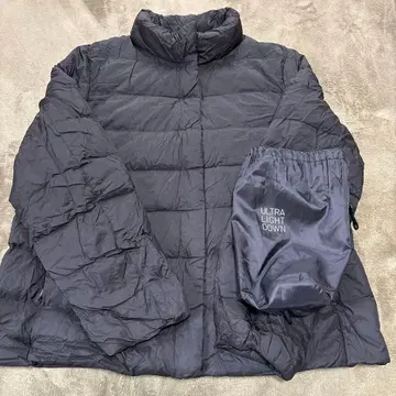 유니클로 울트라 라이트 다운 다운 자켓 XL 블랙 주머니 포함