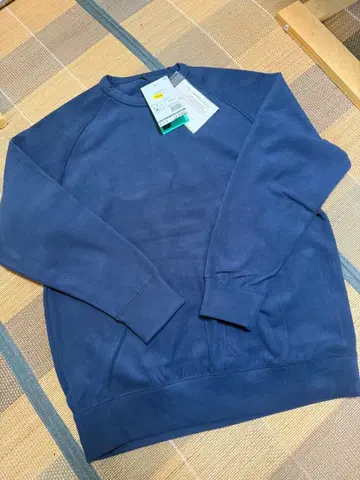 MEDIHEAL 네이비 L 사이즈 맨투맨