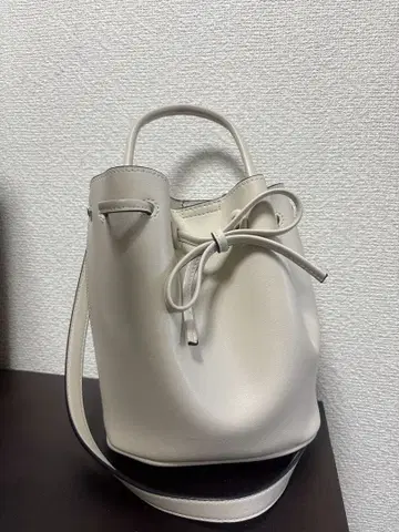 화이트 리본 백