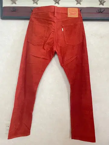 빨간색 스트레이트 데님 팬츠 코듀로이