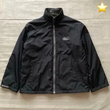 퍼스트 다운 플리스