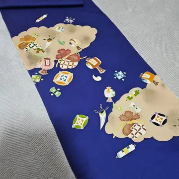 네이비 블루 츠케사게 보물 문양 보관품