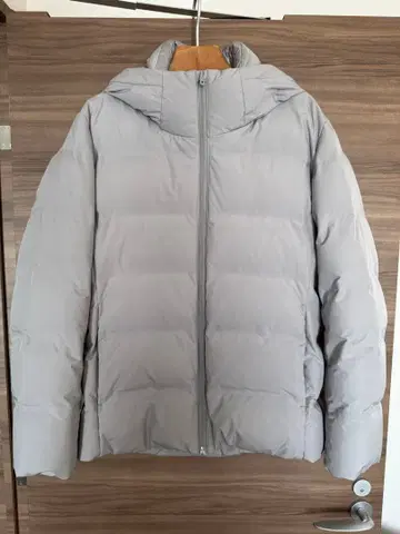 유니클로: 심리스 다운 파카 3D 2021년 모델