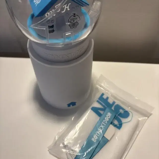 보넥도 보이넥스트도어 응원봉 팝니다