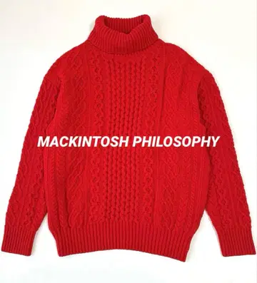 빨간색 터틀넥 케이블 니트 스웨터