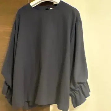 adore 프릴 블라우스