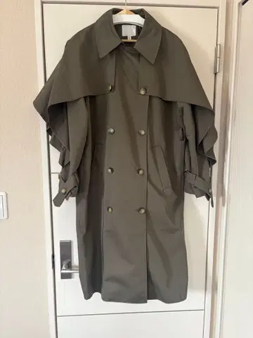 H&M 올리브 그린 더블 브레스트 트렌치코트