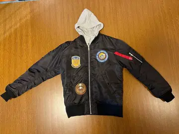 [컨디션 최상] 후드 부착 블랙 MA-1 자켓