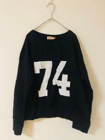 T.B.T. 넘버 74 프린트 트레이닝복 M 사이즈