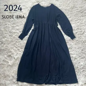 2024 슬로브 이에나 개더 니트 원피스 맥시 네이비 플레어