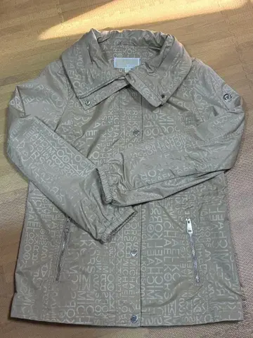 마이클코어스 나일론 자켓