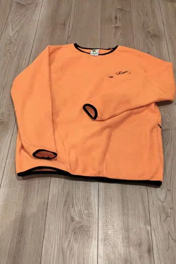 루스이슨 브라 오렌지 플리스 상의 XS 사이즈