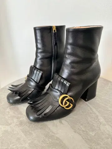 블랙 가죽 프린지 부츠 GG 로고