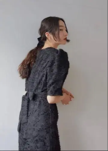 ayla 아이라 하프 슬리브 레이스 드레스