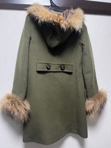 Grace continental 멜톤 푸드코트 사이즈 38