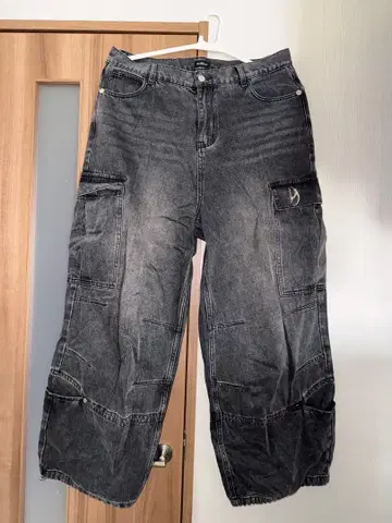 [ DISCERNMENT ] Multi Large Denim Pants