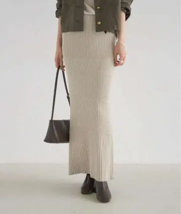 NOBLE 노블 리브 니트 타이트 스커트 베이지