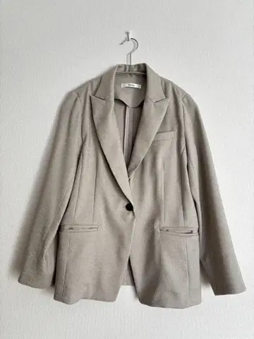 Sirin 베이지 테일러드 자켓