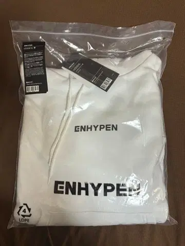 ENHYPEN 화이트 플리스 후드티 M 사이즈