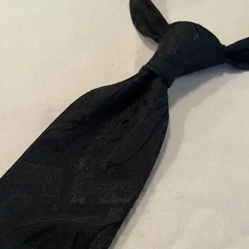 [ 새상품급 레어 섀도우 페이즐리 패턴 ] HARE 넥타이 패턴 블랙