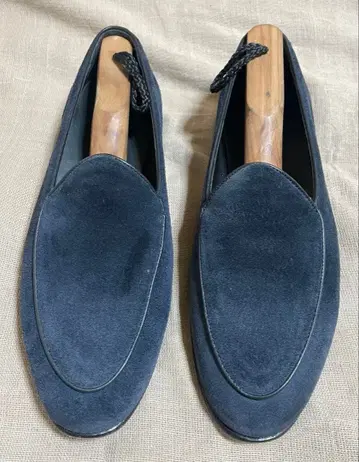 네이비 스웨이드 슬립온