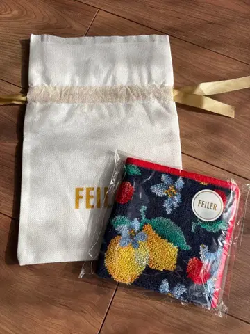 FEILER 후르츠 패턴 손수건