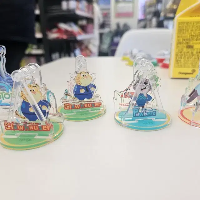 주토피아 아크릴 스탠드 킨더조이 장난감 판매