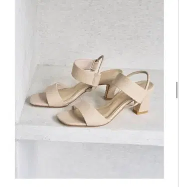 LE TALON 6cm 힐 밴딩 스트랩 샌들