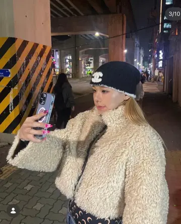 SLY 보아 무스탕 코트 크림색