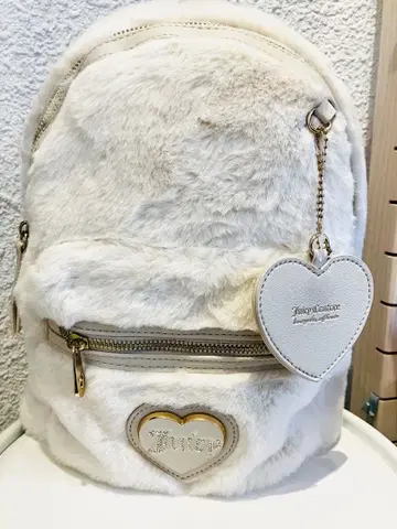 쥬시 꾸뛰르 퍼 백팩 화이트