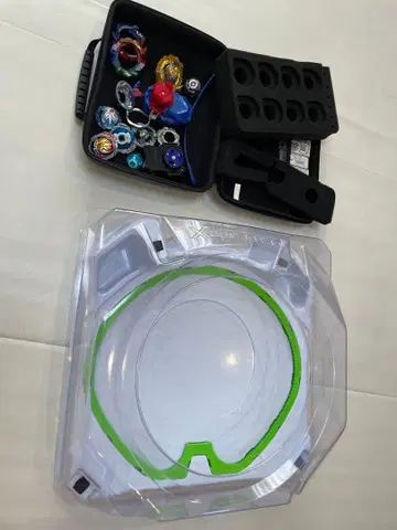 Beyblade X 배틀 스타디움 수납 케이스 포함