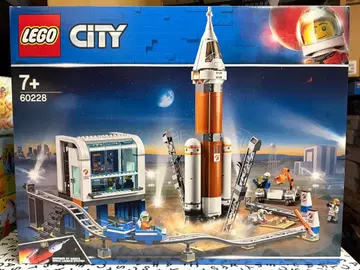 레고(LEGO) 시티 초거대 로켓과 관제 센터 60228