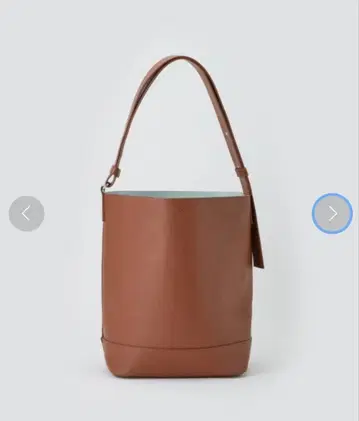 & MyuQ 버킷형 토트백