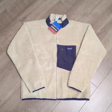 patagonia 플리스 자켓 베이지/네이비