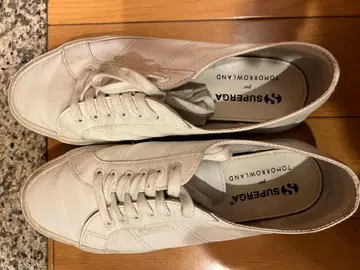 SUPERGA 투모로우랜드 별주 화이트 가죽 스니커즈 42