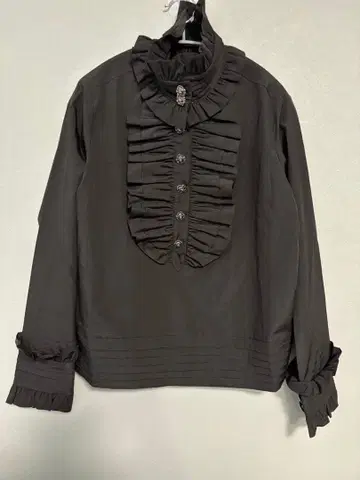 vaqutaux voyage  로코코 프릴 블라우스