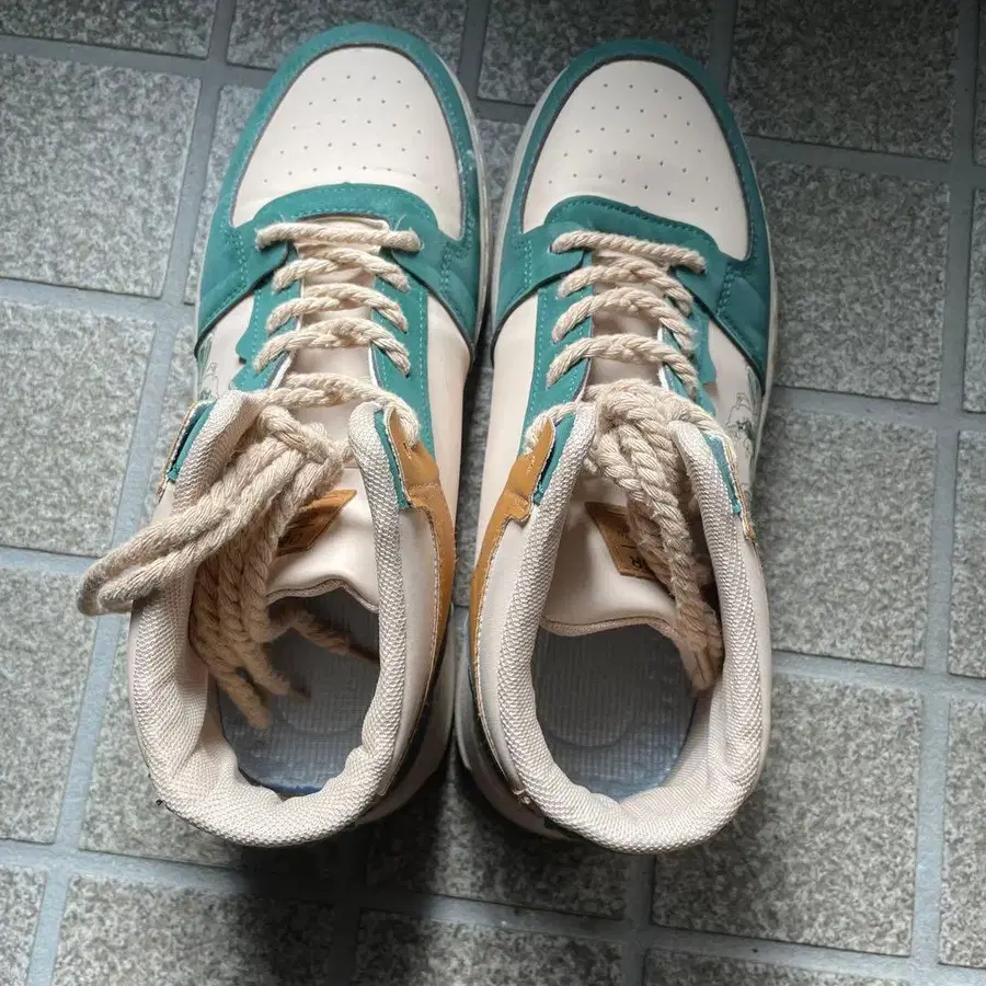 4번째 상품 이미지