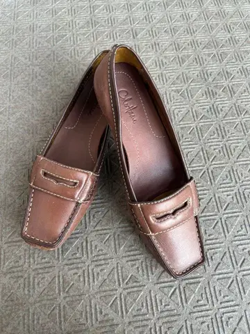 콜한 24.0 로퍼 가죽 코인로퍼 브라운