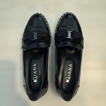 Diana 블랙 리본 포함 로퍼 24.5