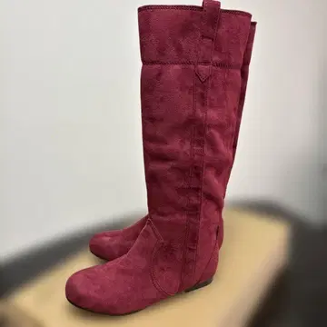 버건디 스웨이드 롱 부츠