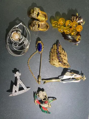 빈티지풍 브로치 세트 8개