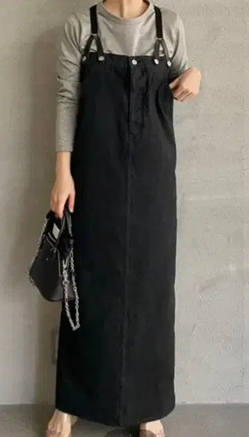 캘런솔로지 서스펜더 원피스 블랙