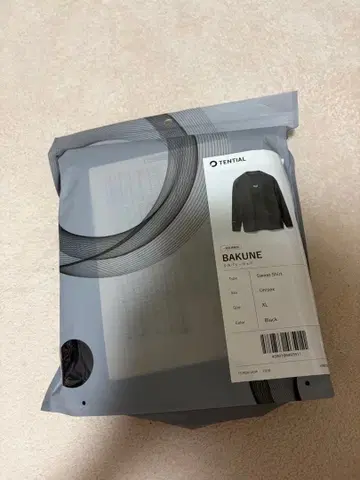 TENTAIL BAKUNE 블랙 XL 스웨트 셔츠