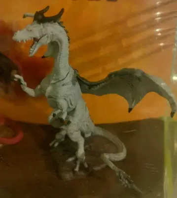 미개봉 카이요도 뮤지엄 한정판 피규어 드래곤 화이트